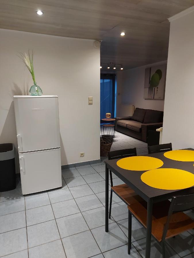 Appartement Rdc Plein Centre Avec Terrasse Visé Εξωτερικό φωτογραφία