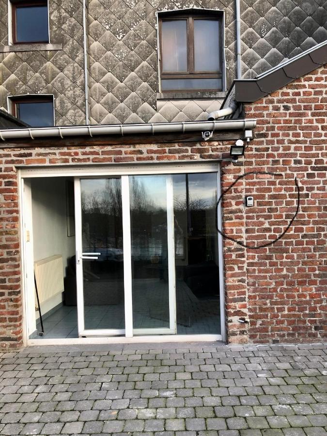 Appartement Rdc Plein Centre Avec Terrasse Visé Εξωτερικό φωτογραφία